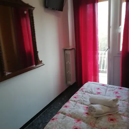 Venice Park House 2*