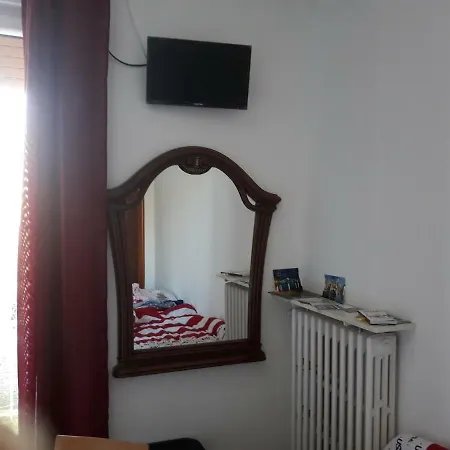 Venice Park House Гостевой дом 2*