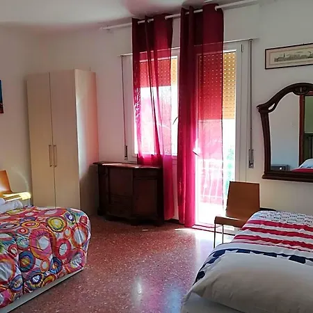 Venice Park House בית הארחה 2*